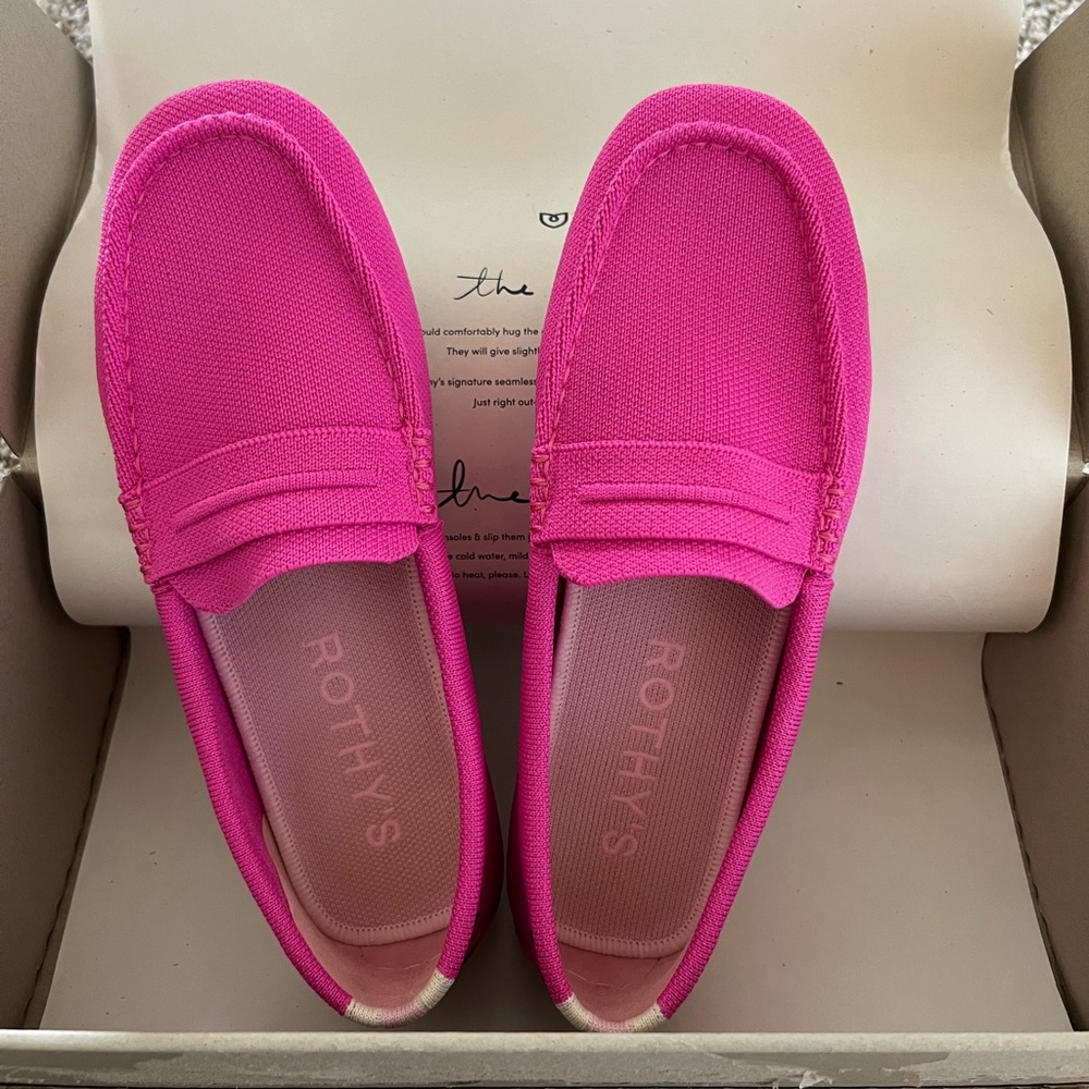 Rothys Driver Loafers in Dragon Fruit